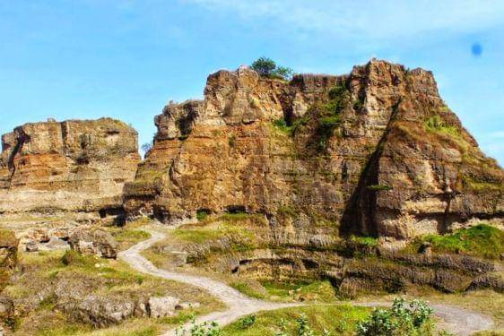 19 Tempat Wisata Alam Semarang Terdekat, Jadi Favorit Keluarga! 4.jpg