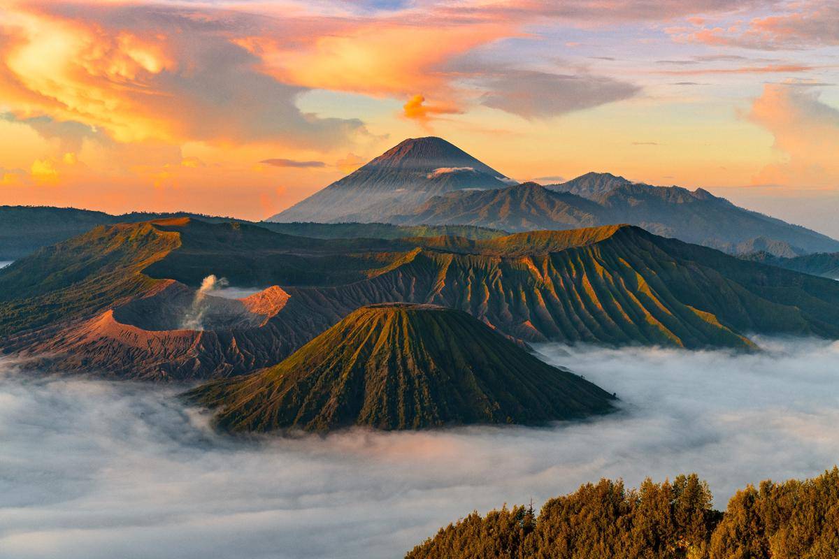 8 Tempat Wisata Alam Malang Terdekat, Daya Tariknya Bikin Terpikat