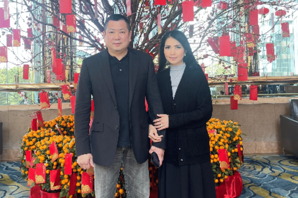 6 Fakta Mertua Kevin Sanjaya 