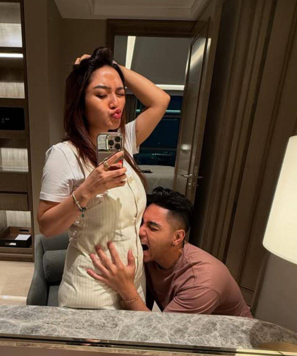 baby bump anak kedua artis