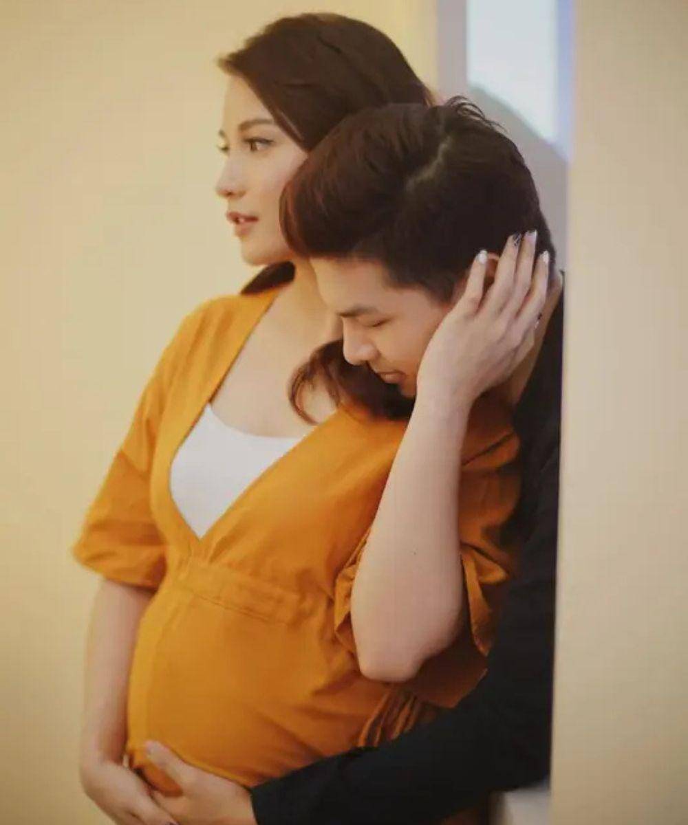 baby bump anak kedua artis