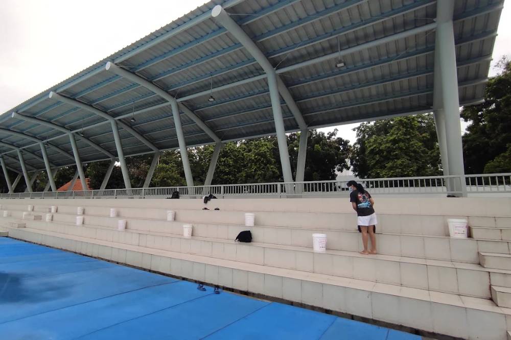 Fasilitas kolam renang bulungan