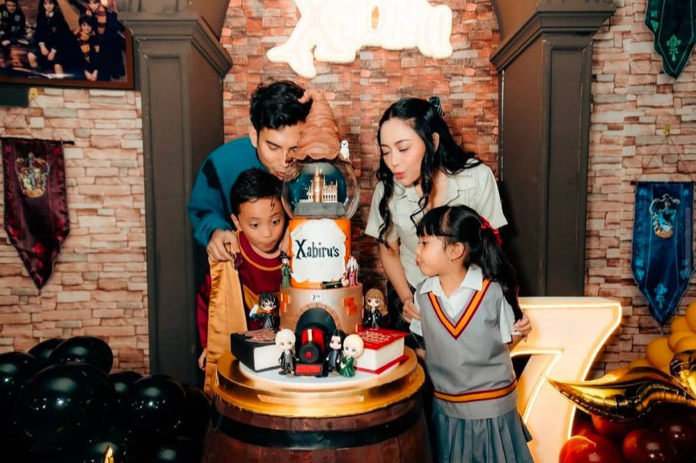 Usai Bercerai, Rachel Vennya dan Okin Saling Menjadi Safe Zone