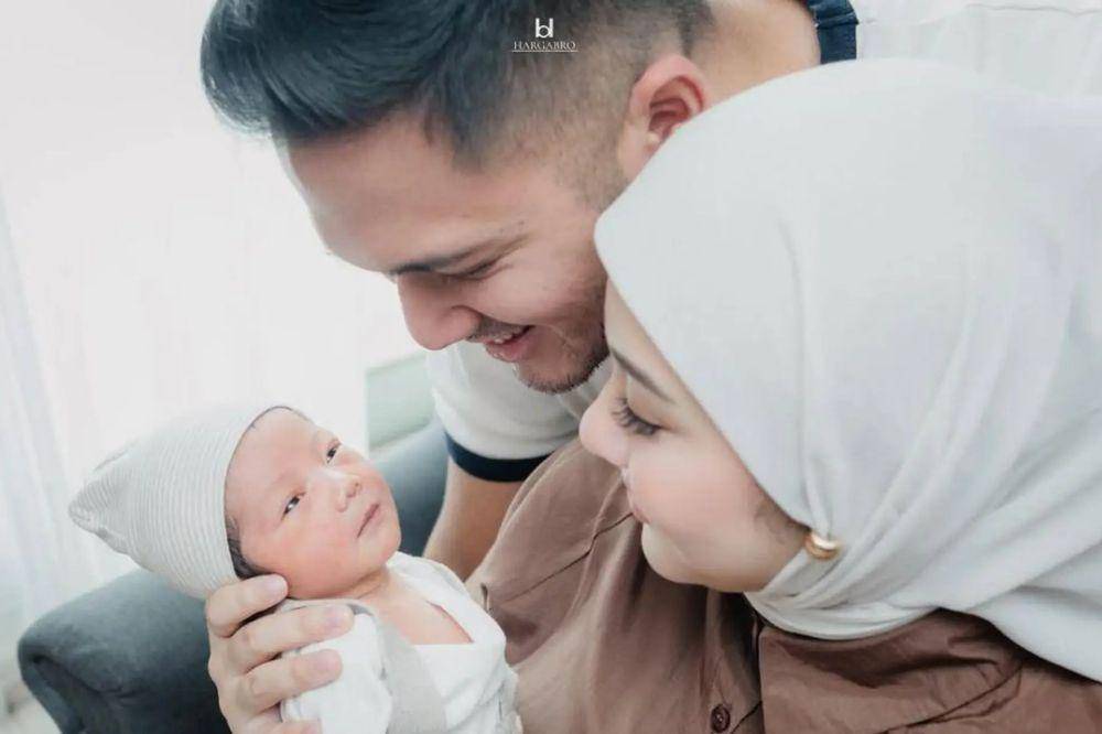 5 Artis Pilih KB Steril setelah Melahirkan.jpg