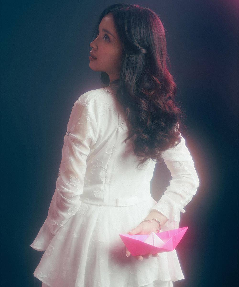 Bungareyza Kembali Hidupkan Lagu 'Tahu Diri' Milik Maudy Ayunda