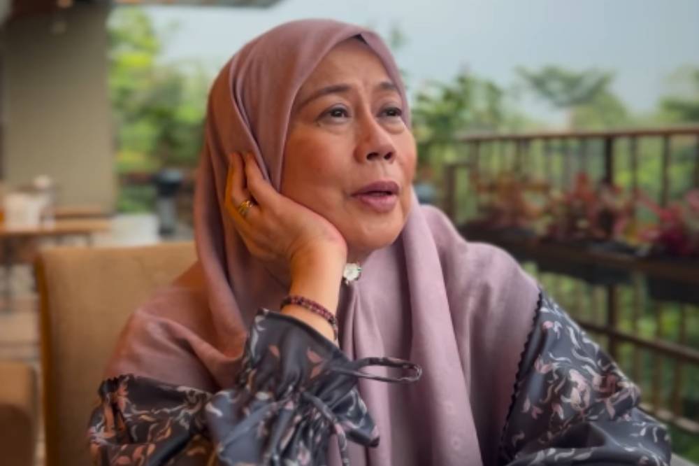 Apa Itu Ablasio Retina yang Dialami Dewi Yull Ketahui Penyebabnya! 3.png