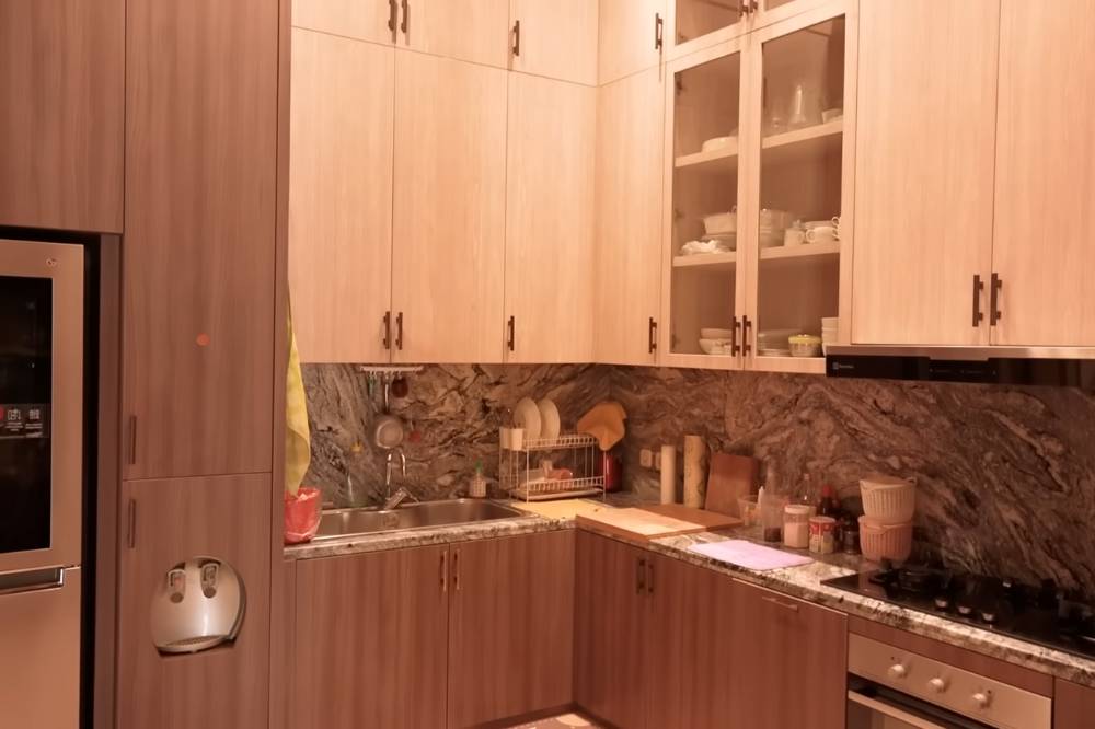 Foto Rumah Erwin Phang Suami Jessica Jane