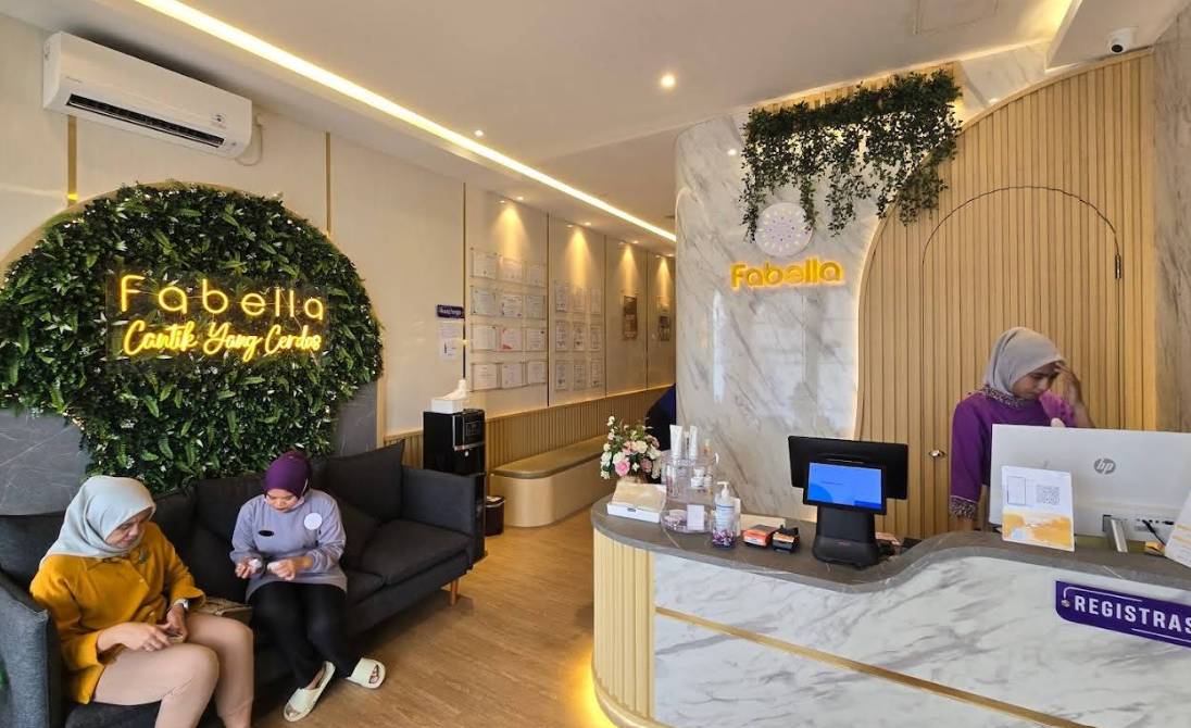 Fabella Beauty Clinic Depok.png