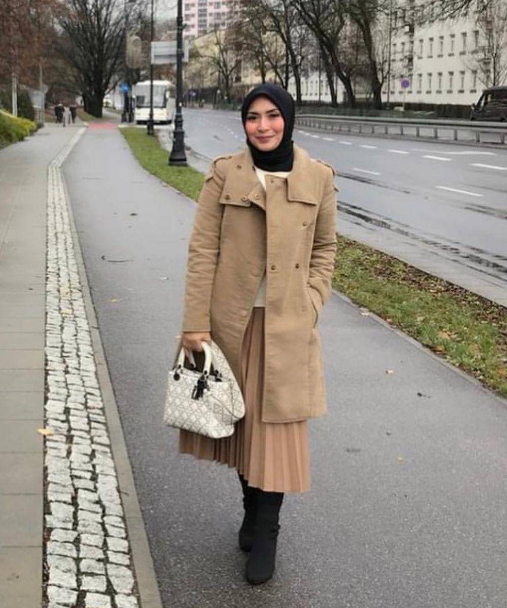10 Potret Tina Astari, Istri Menteri UMKM Maman Abdurrahman