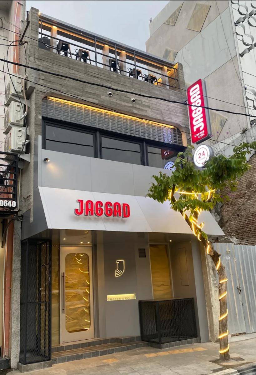 8 Cafe 24 jam di Semarang