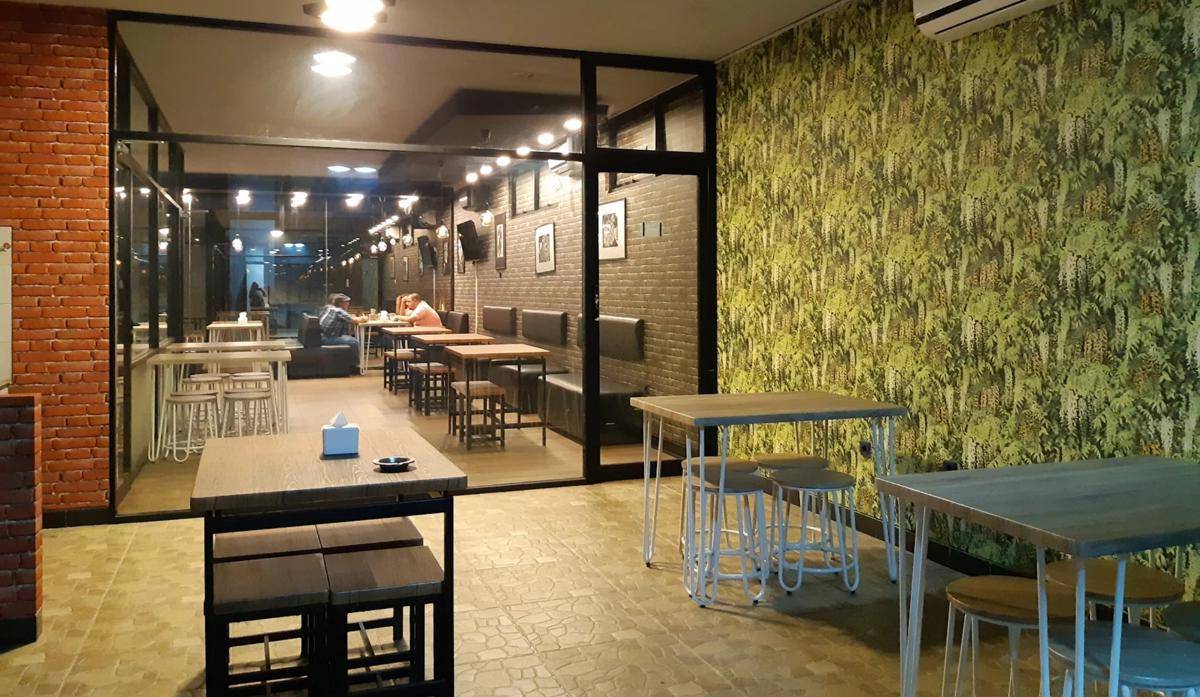 8 Cafe 24 jam di Semarang