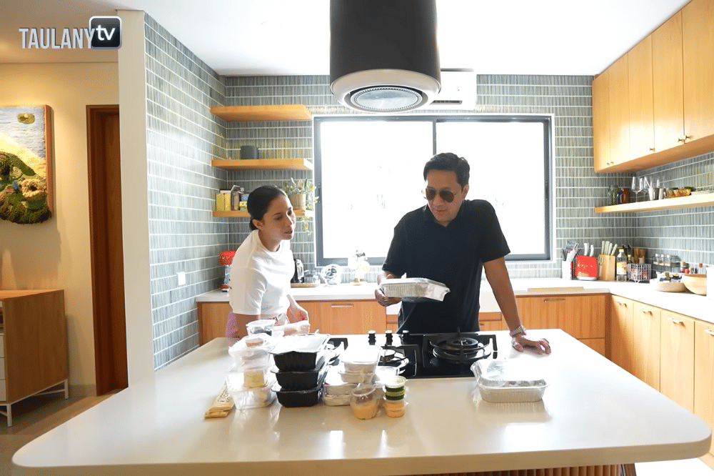 Foto Dapur di Rumah Aghniny Haque 