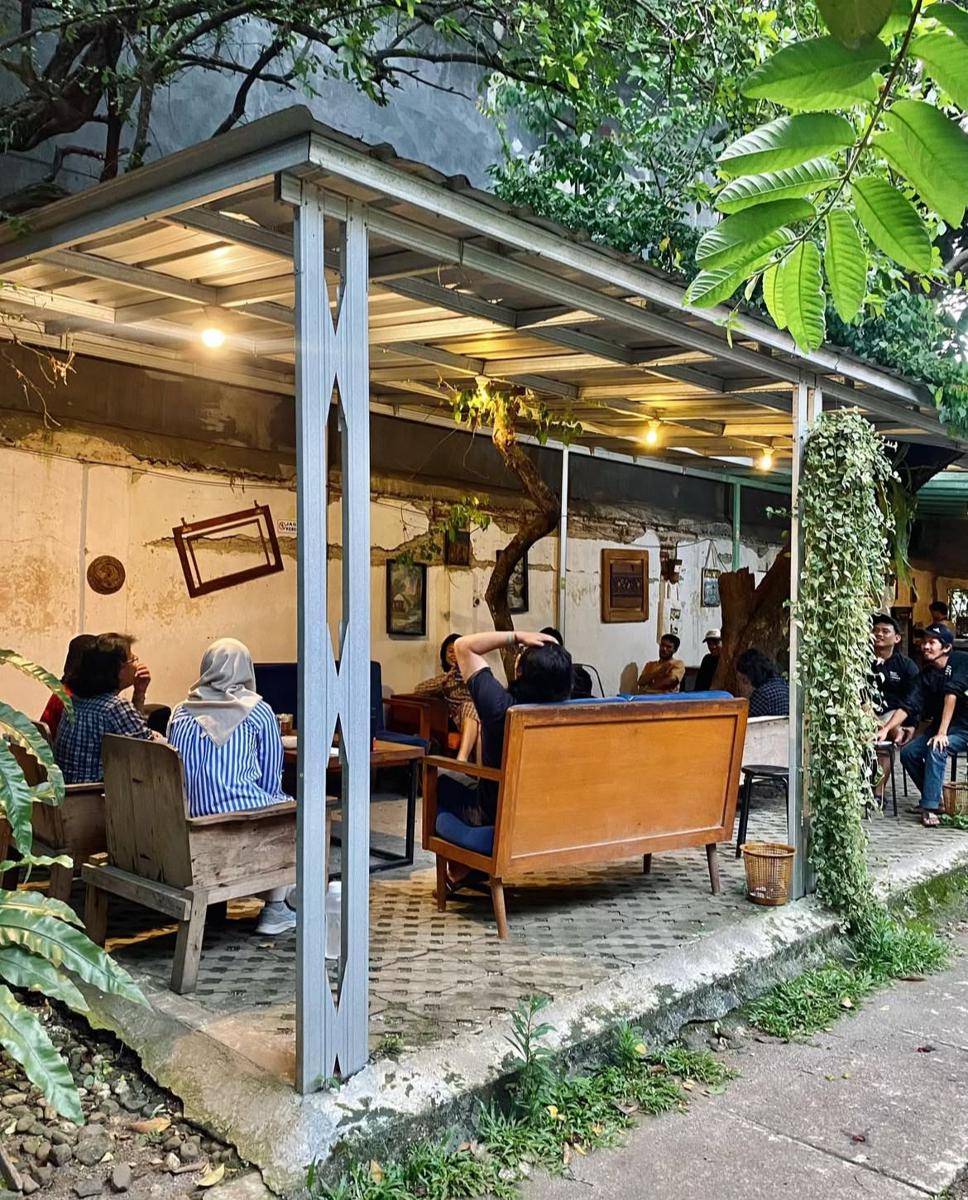 12 cafe 24 jam di Bogor