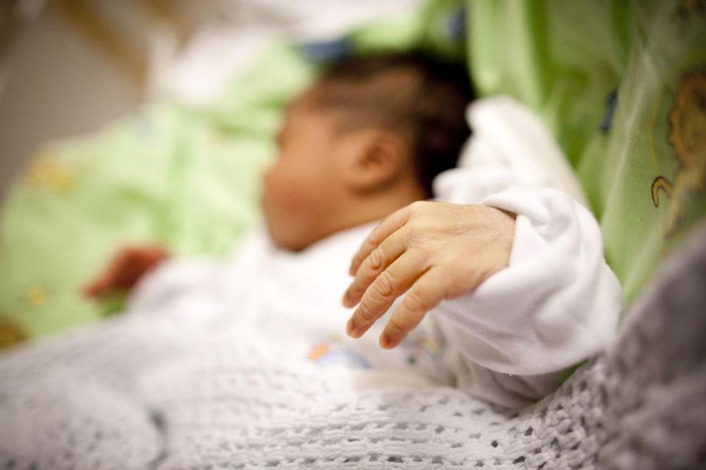 Kisah Pilu: Bayi 10 Bulan di AS Alami Cacat Otak Akibat Pilihan Hidup Ekstrem Orang Tua