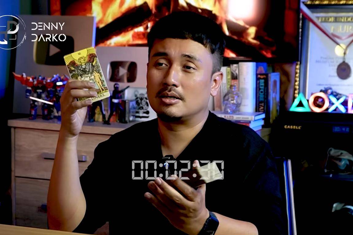 7 Ramalan Denny Darko soal Hubungan Jennifer Coppen dan Justin Hubner