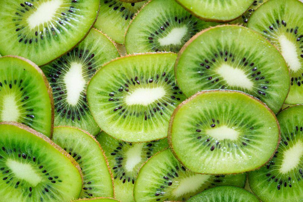 Rekomendasi Buah Rendah Gula untuk Nutrisi saat Menyusui