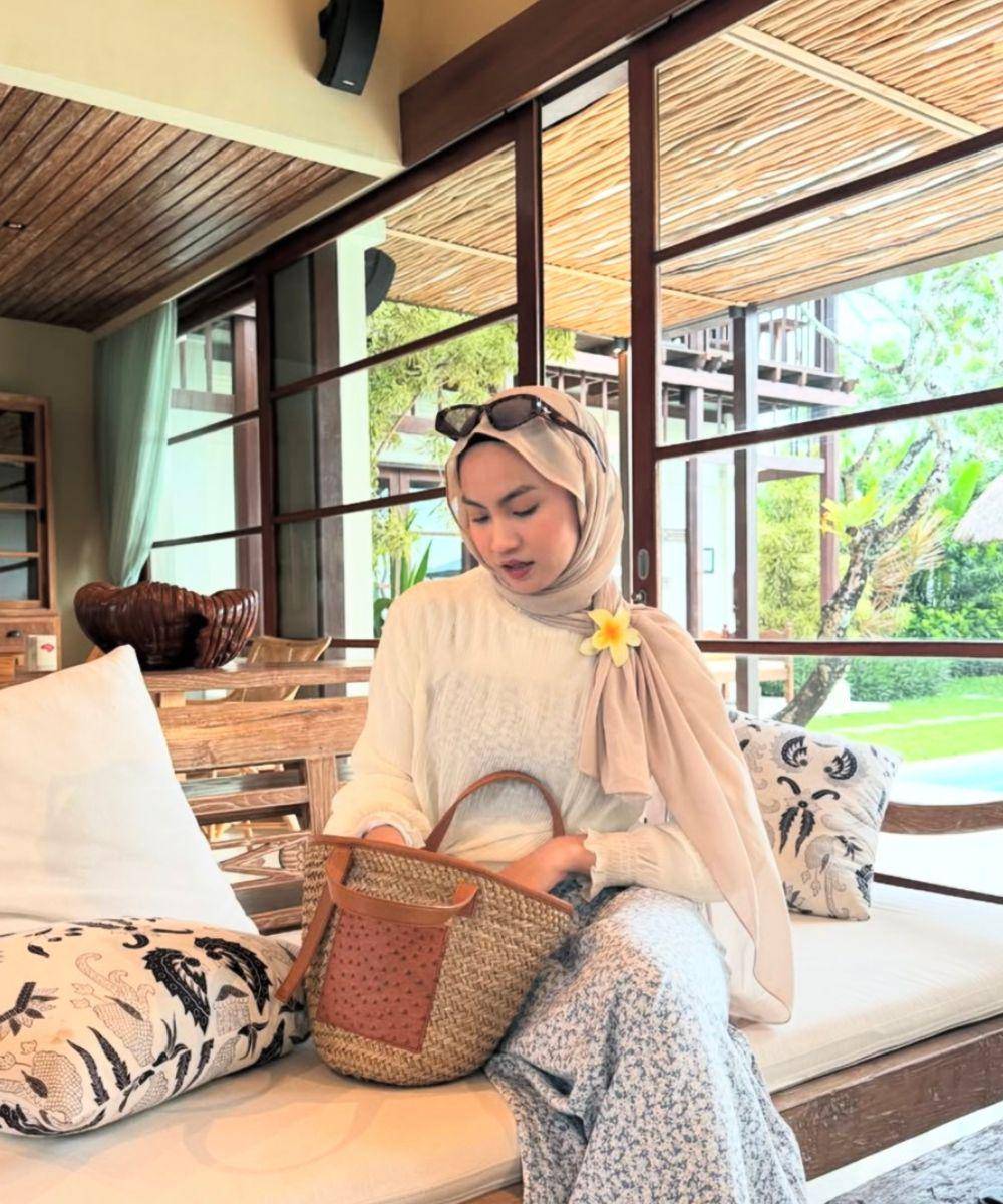 Inspirasi Padu Padan Rok untuk Hijabers