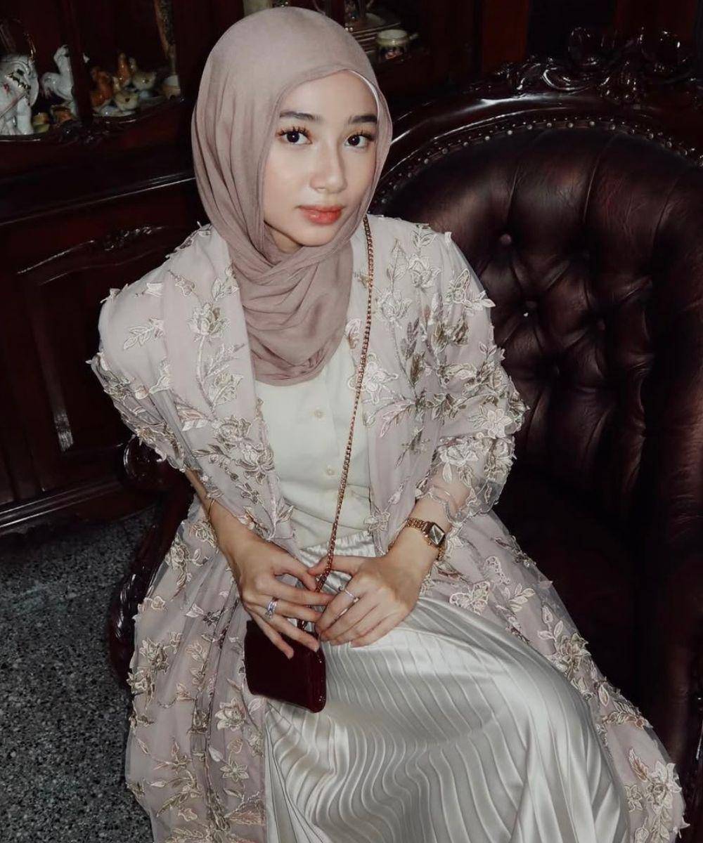 Inspirasi Padu Padan Rok untuk Hijabers