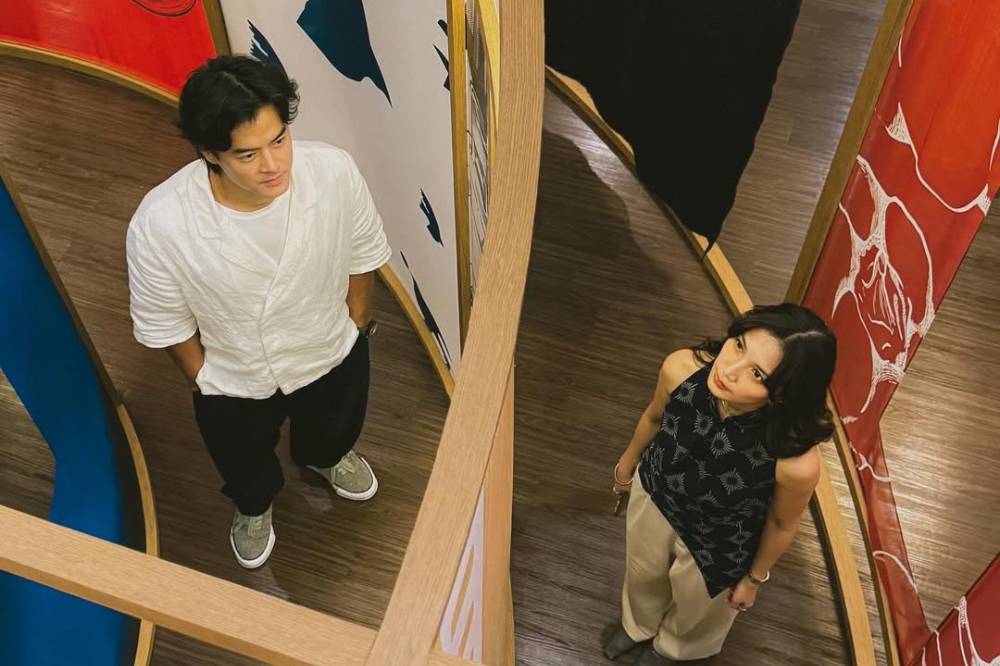 Ide Foto Pre-Wedding dari Film SORE: Istri dari Masa Depan