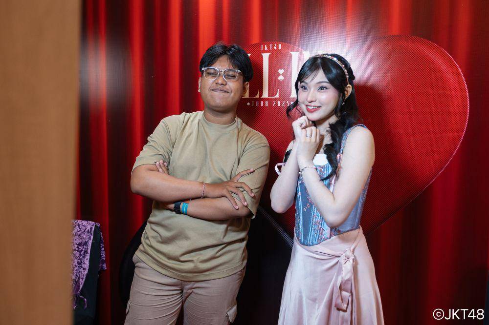 JKT48 in Sby 2.jpg
