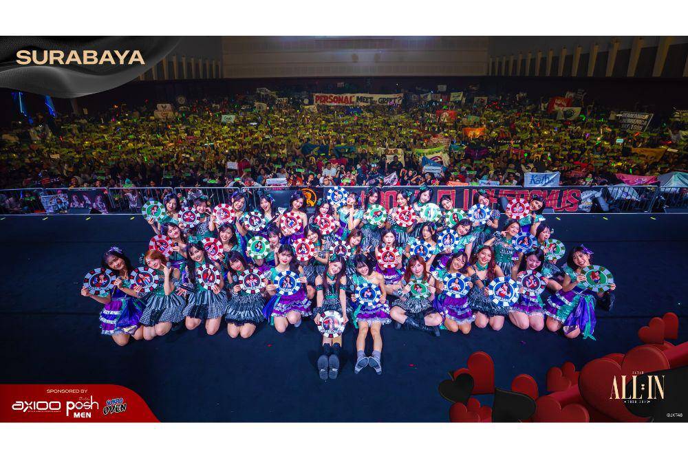 JKT48 in Sby 1.jpg