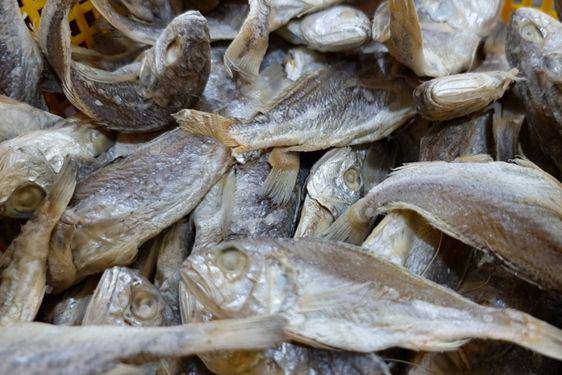 Benarkah Sering Makan Ikan Asin Bisa Sebabkan Kanker?