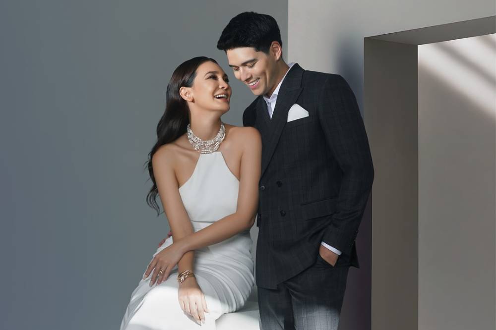 Luna Maya - Maxime Bouttier