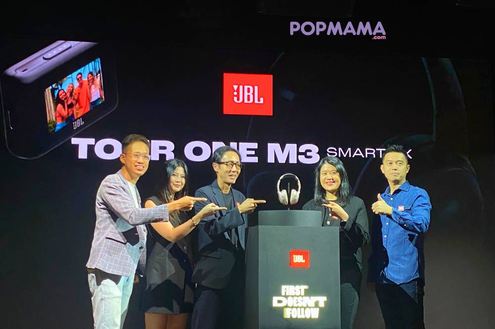 Makin Canggih dan Praktis, Headphone Ini Hadir dengan Smart Transmitter Audio  (1).png