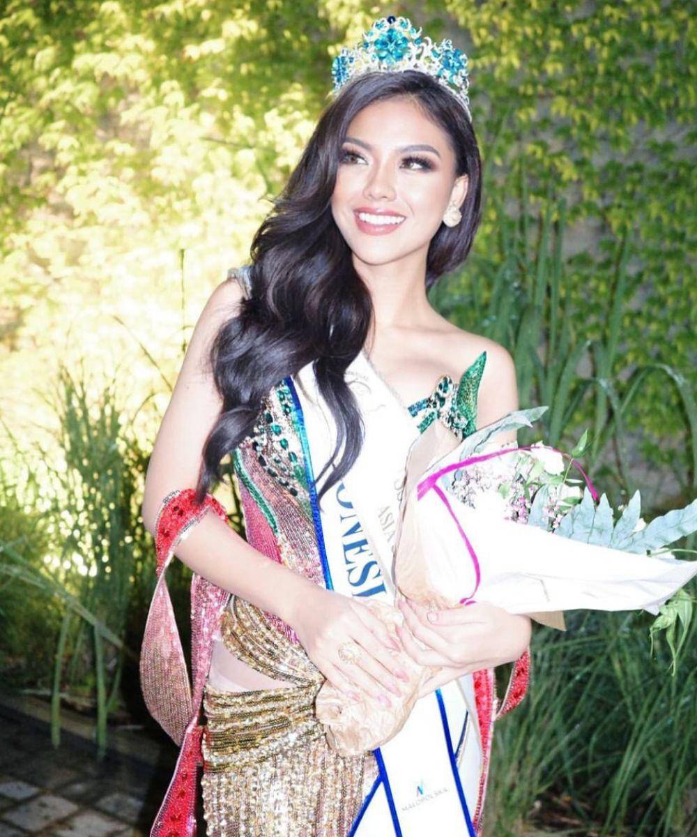 Tips Cantik Luar Dalam ala Puteri Indonesia 2025