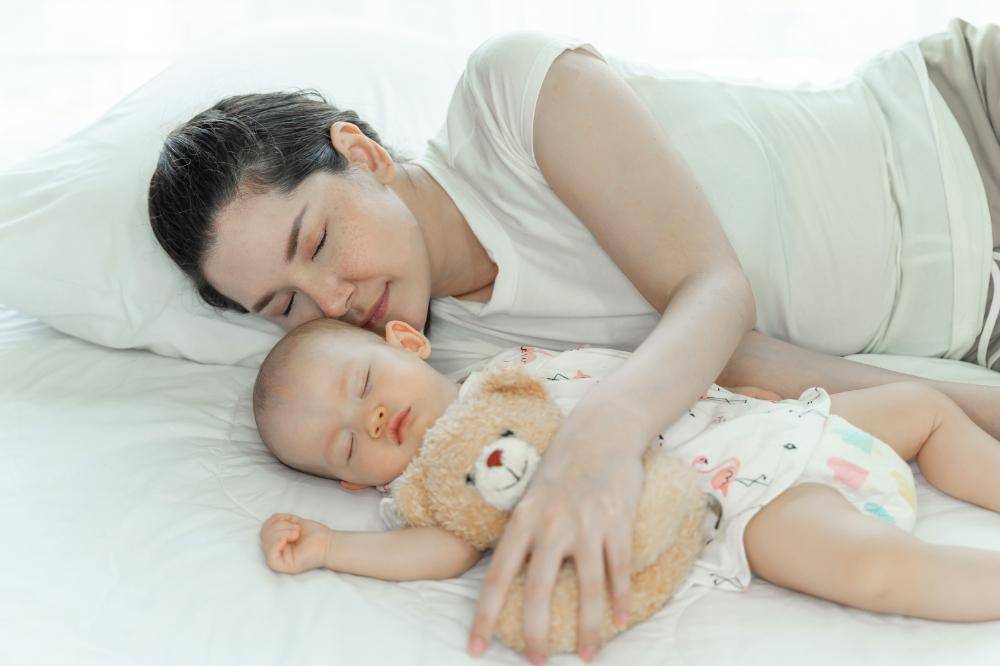 Tips Kilat untuk Kulit Cerah dan Sehat Meski Mama Super Sibuk (2).jpg