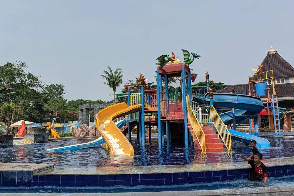 Fun Park Water Boom Permata