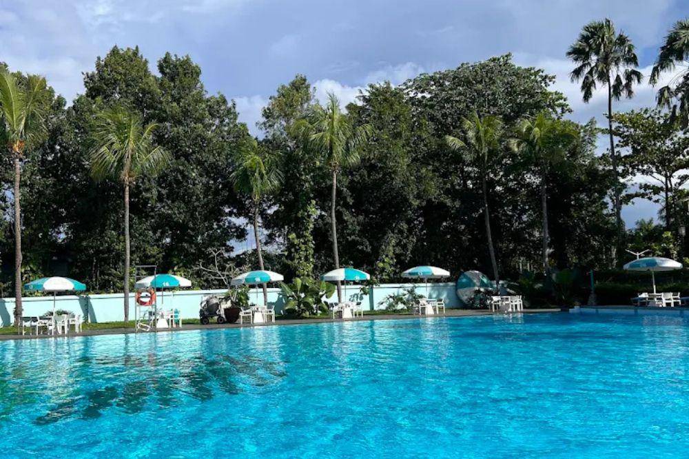 Damai Indah Golf Swimming Pool BSD