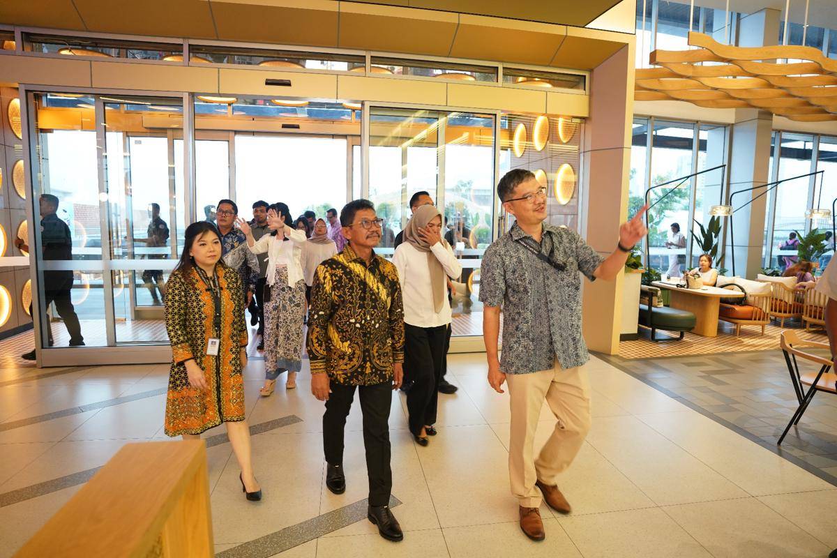 grand opening Jakarta Premium Outlets