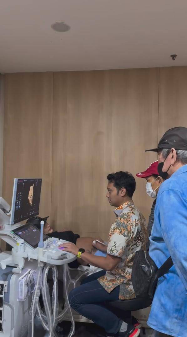 Masalah Kesehatan Erika Carlina saat Hamil Jelang Melahirkan