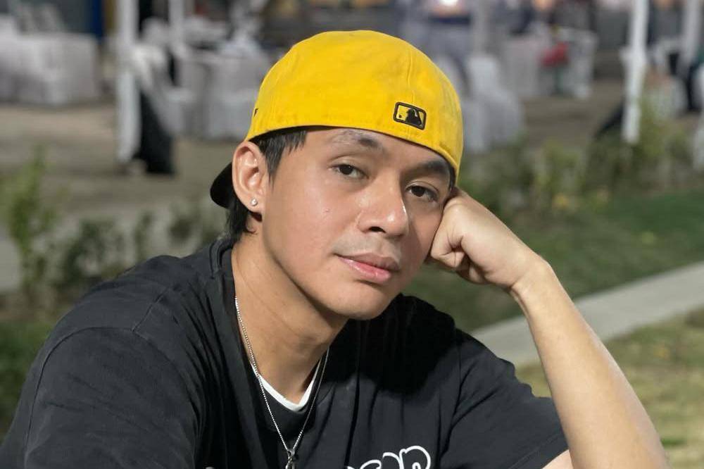 Mantan Pacar Erika Carlina