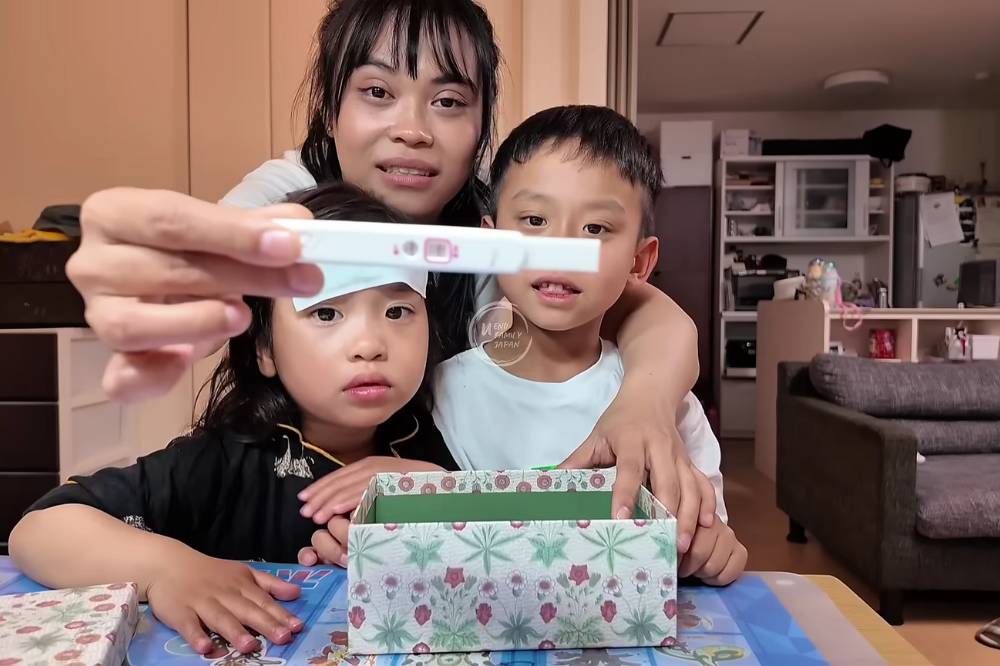 Youtube.com/ueno_family 
