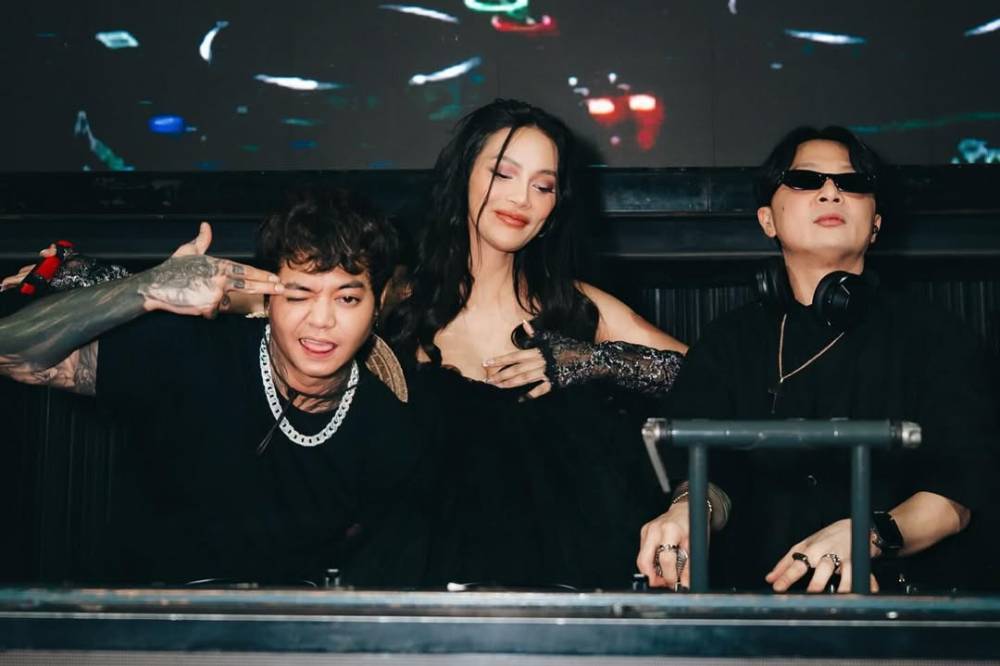 Berapa Perbedaan Usia Erika Carlina dan DJ Bravy?