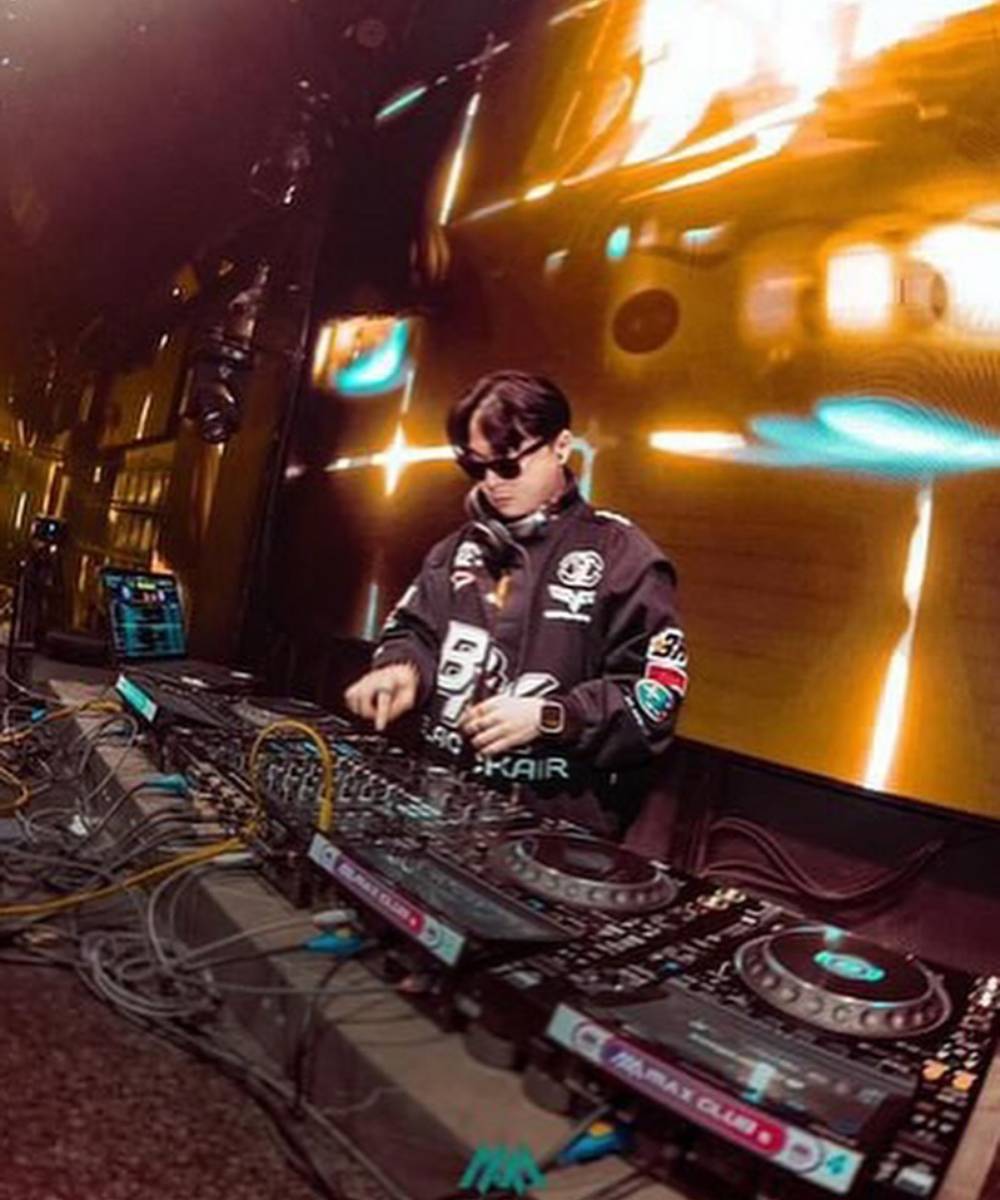 Biodata dan Profil DJ Bravy Pacar Erika Carlina
