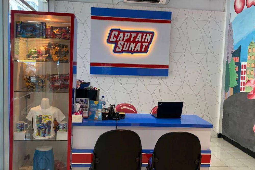 Captain Sunat Jatiwaringin