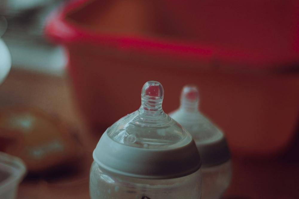 Tips Sterilisasi Botol Susu Bayi agar Si Kecil Terhindar dari Kuman (3).jpg