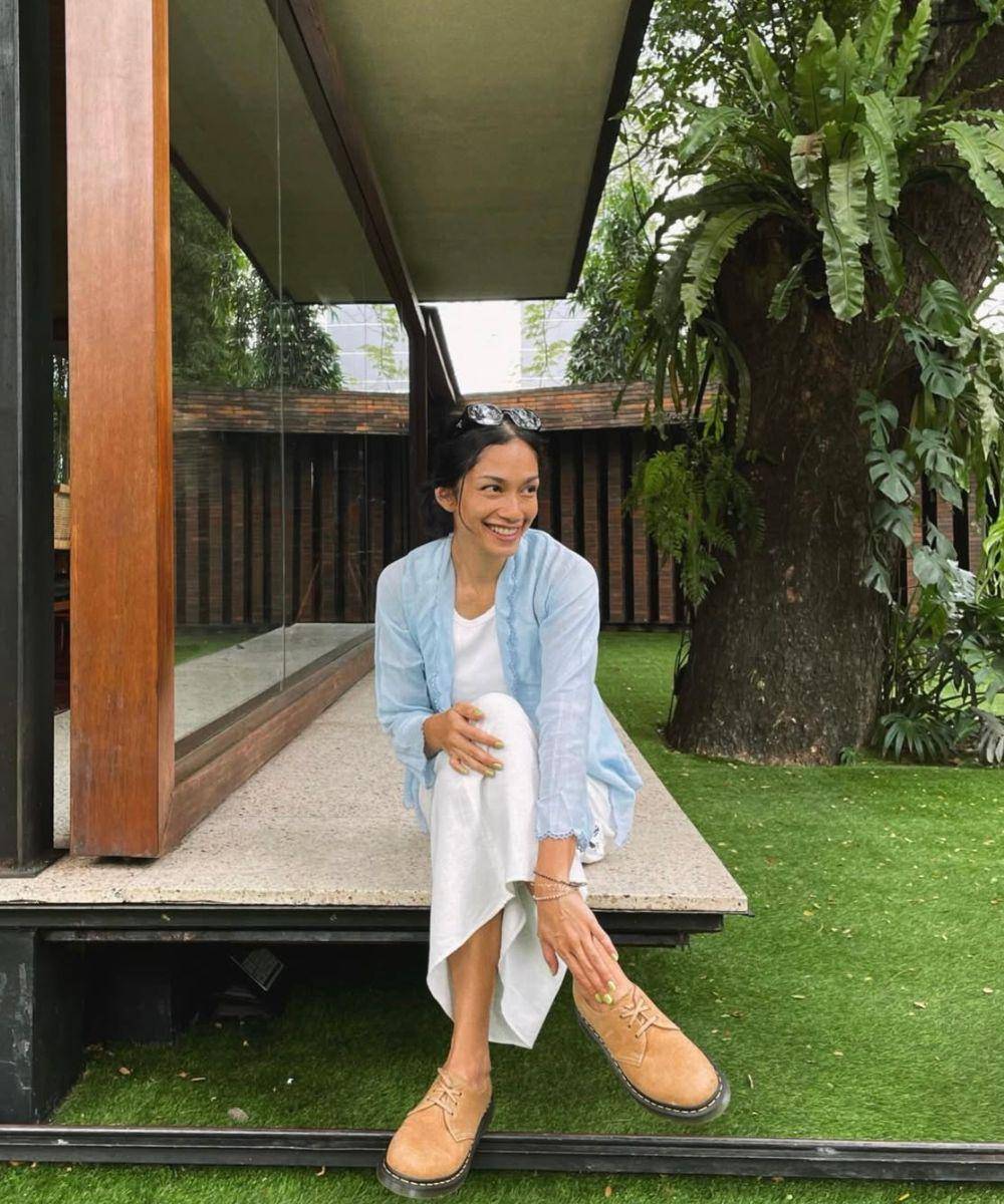 7 Selebriti yang Pakai Kebaya Sehari-hari, Jadi Inspirasi Gaya Mama