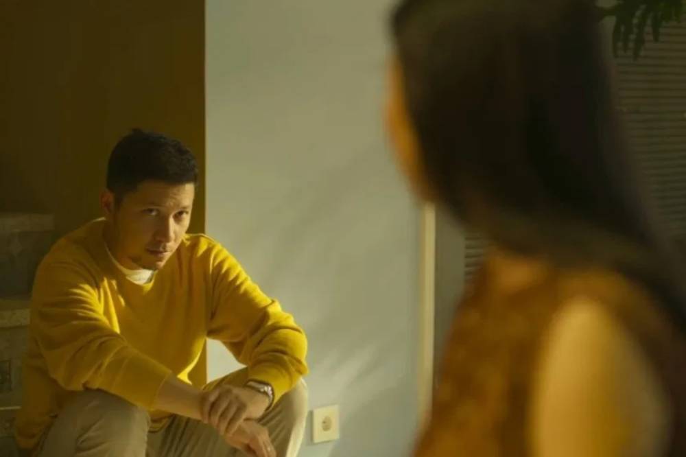 Film Indonesia tentang Perselingkuhan di Tempat Kerja