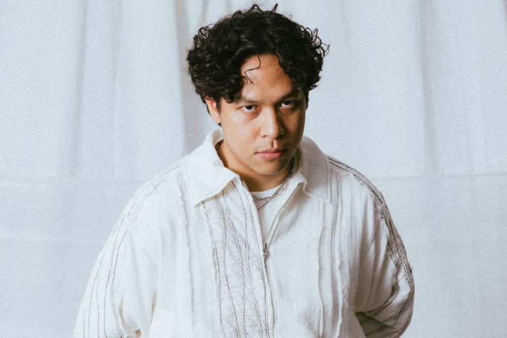 Lagu Cinta Bernadya Ini Cocok Dinyanyikan Hindia di Pestapora 2025