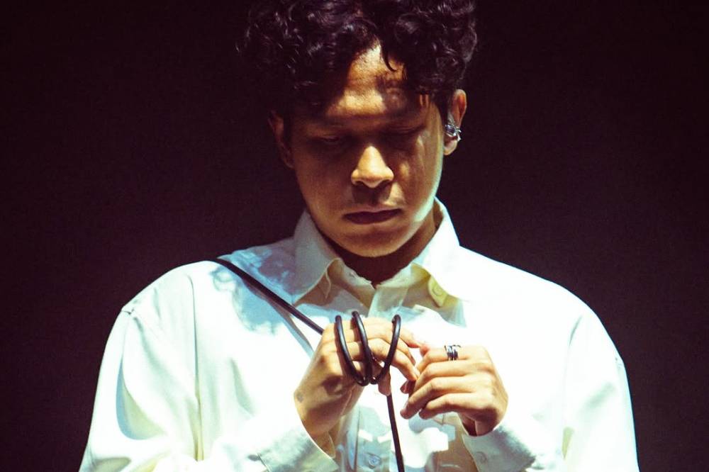 Lagu Cinta Bernadya Ini Cocok Dinyanyikan Hindia di Pestapora 2025