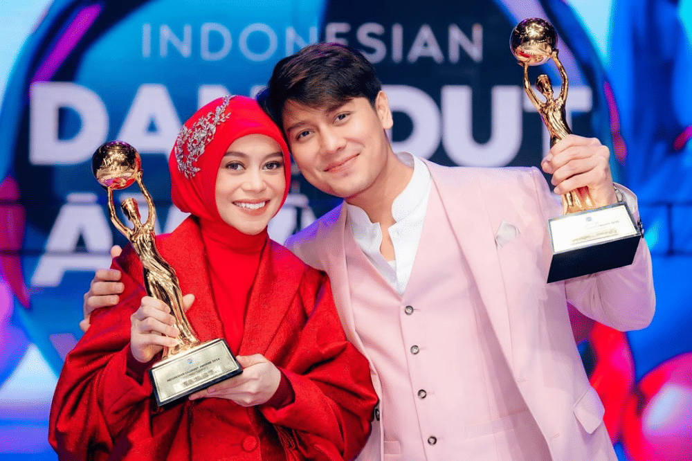 Lesti Kejora dan Rizky Billar