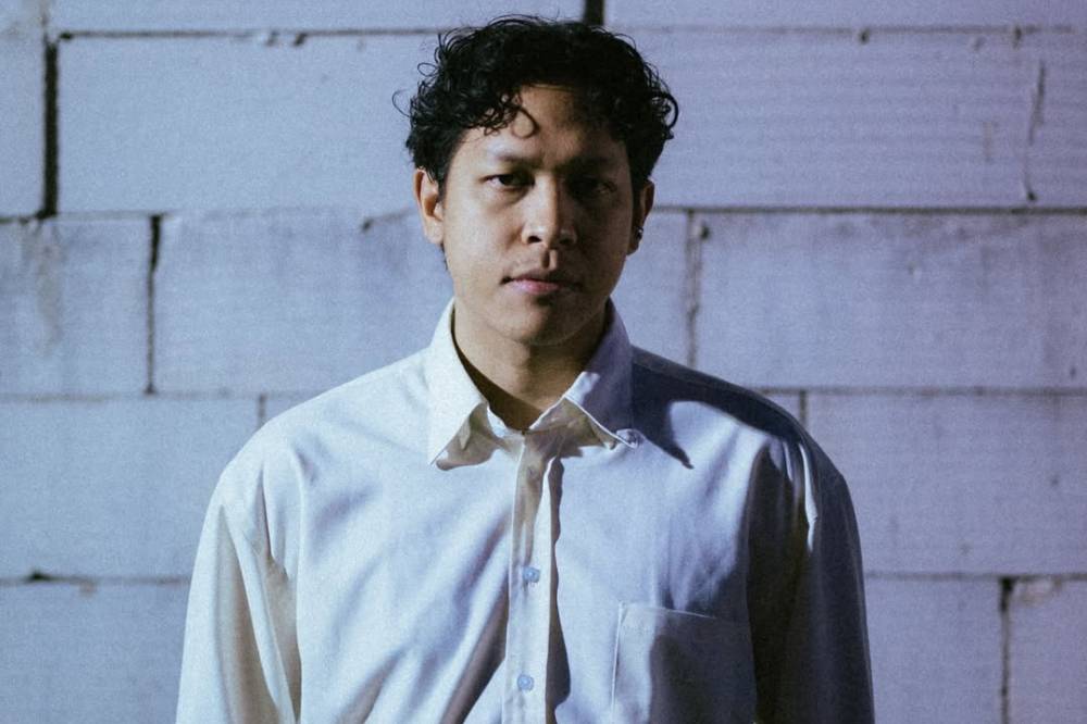 Lagu Cinta Bernadya Ini Cocok Dinyanyikan Hindia di Pestapora 2025