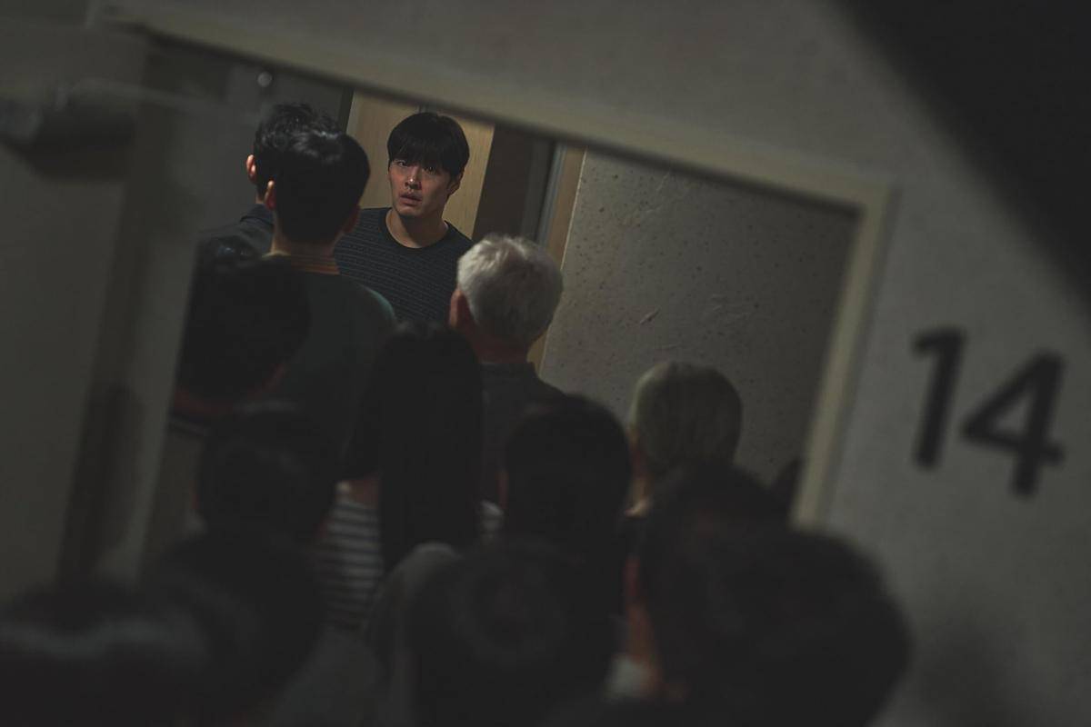 Fakta Kang Ha Neul Beli Apartemen di Film Wall to Wall Netflix
