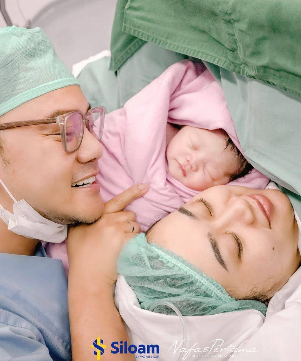 Danang DA dan Hemas Nura Sambut Kelahiran Anak Pertama setelah 3 Tahun Menanti (2).jpg