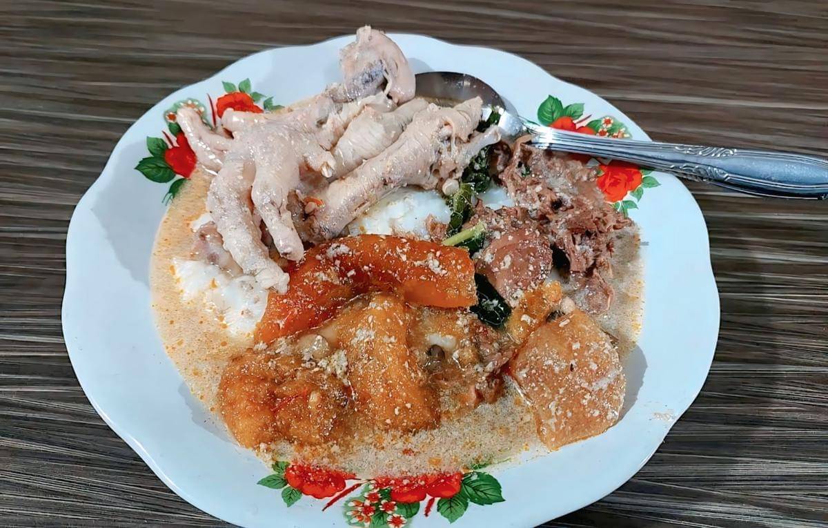 10 Tempat Wisata Kuliner Solo Terdekat yang Lagi Hits