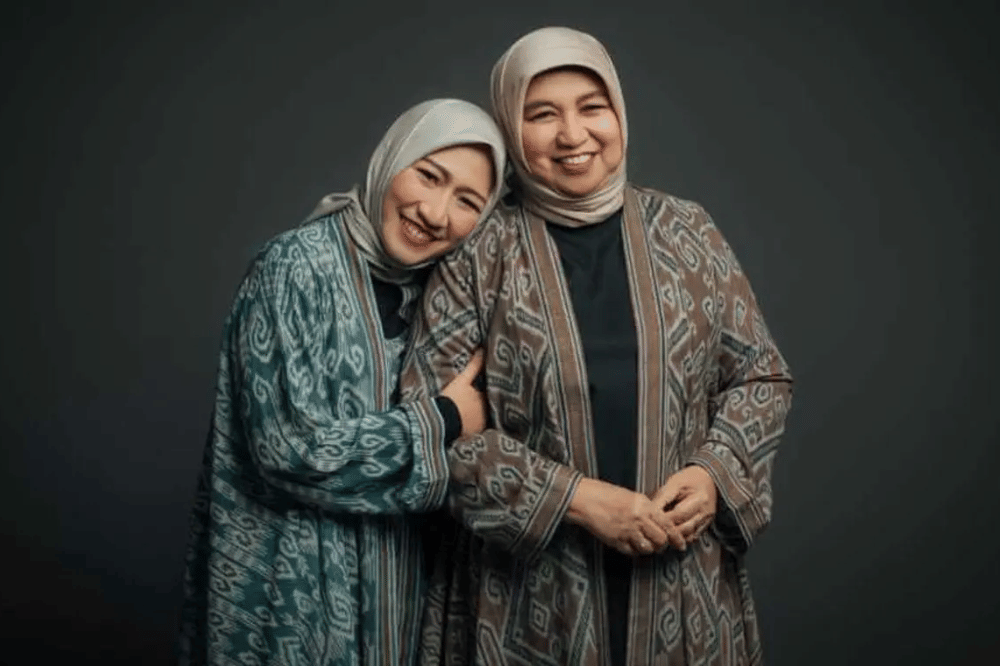 Nurhayati Subakat dan anak